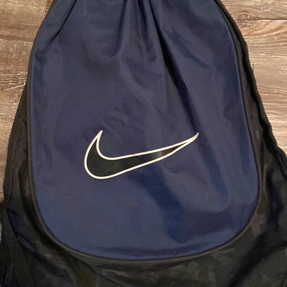 Nike draw string bag - Picture 2 of 2